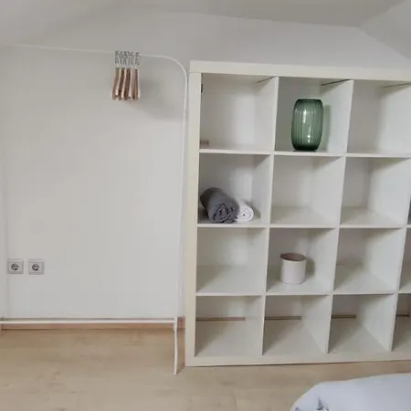 Quarto Aconchegante Com Varanda E Vista No Chiado Frühstückspension *
