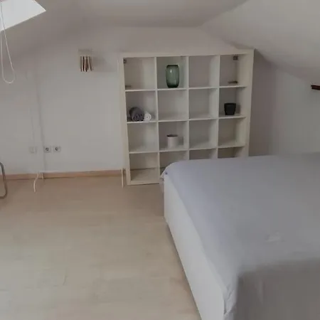 Проживание в семье Quarto Aconchegante Com Varanda E Vista No Chiado