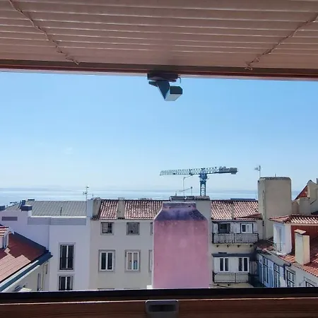 Quarto Aconchegante Com Varanda E Vista No Chiado Проживание в семье *